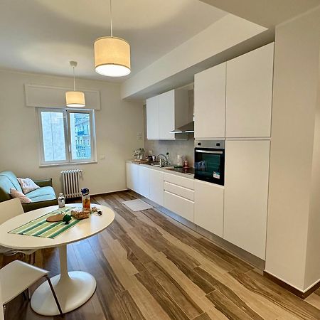Rainbow Luxury Home Bari - Sea View Екстер'єр фото